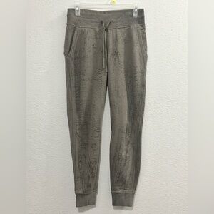 Lululemon Warm Down Jogger 7/8 Length ~ Sz 6~ Thread Dye Rover Black